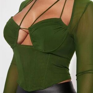 Fashion nova camisa top mesh corset Size L.